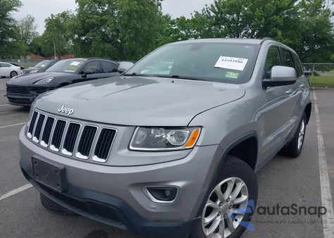 2015 Jeep Grand Cherokee Laredo z USA, uszkodzony, nr VIN 1C4RJFAG6FC212430